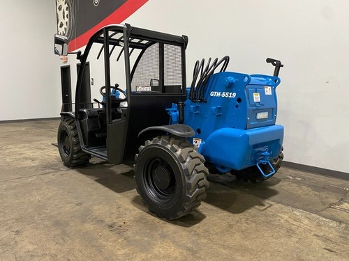 2013 GENIE GTH5519 5500LB PNEUMATIC DIESEL TELEHANDLER STK 12153 - Picture 2 of 14