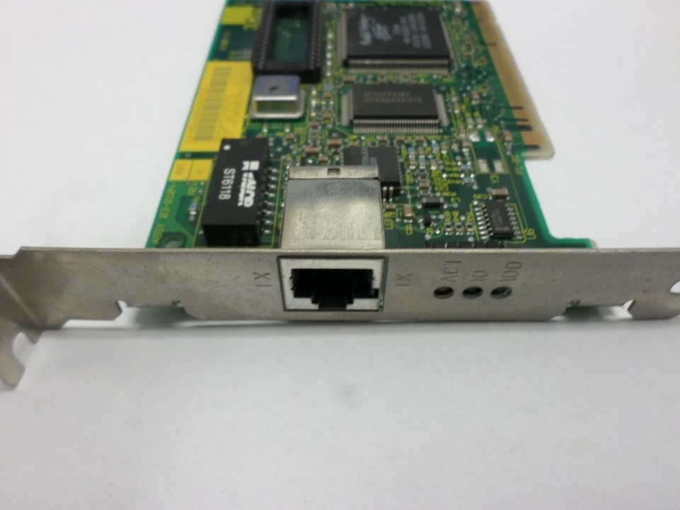 Adaptador Ethernet 3COM Tarjeta PCI Fast EtherLink XL DF63C905-TX  Foto 2 de 4