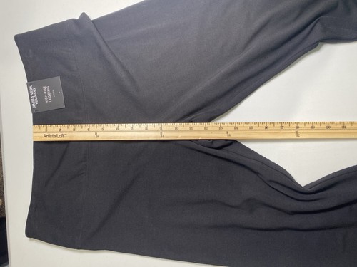 Vera Wang Womens Black Leggings Size Large Wide At Bottom Simple Exercise Wear - Picture 4 of 9