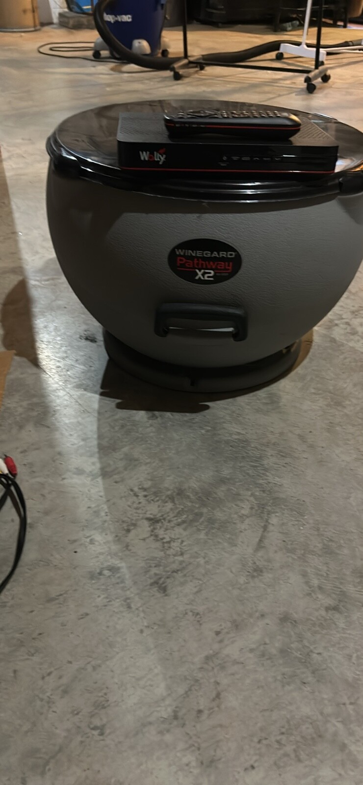 Picture 1 of 2