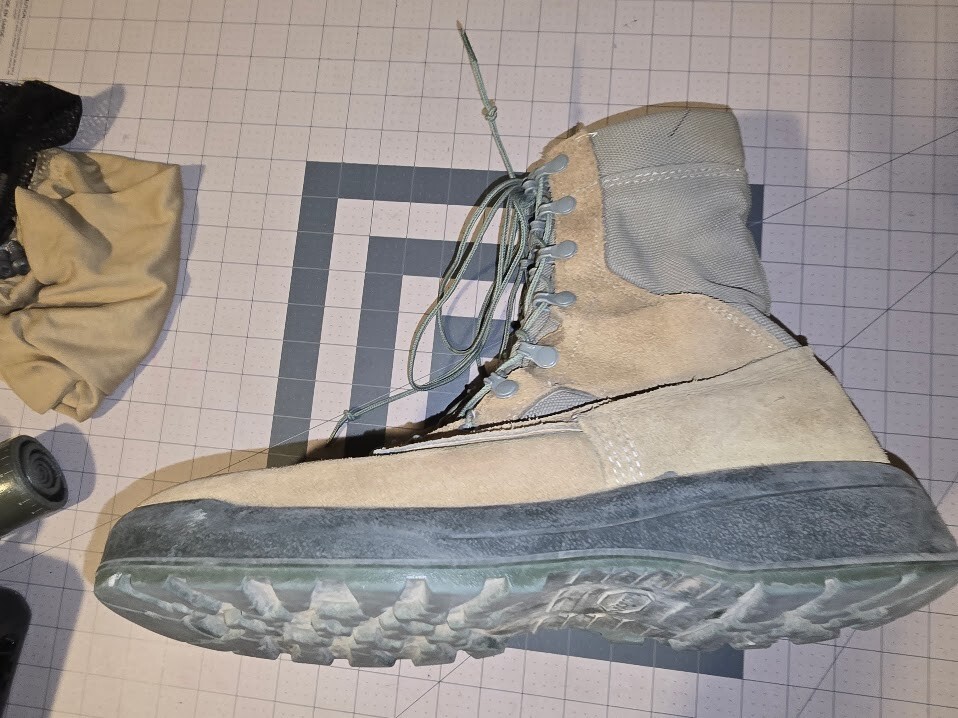 Belleville AFTW 16-D-1023 Green Gore-Tex Combat Boots 11 R  display picture 3