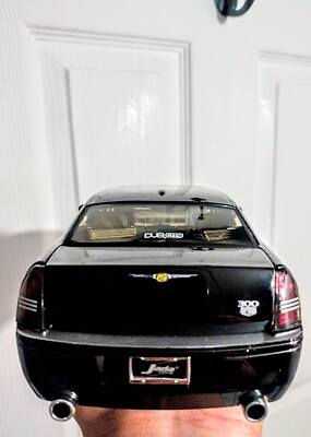 ミニカー DUB CITY KUSTOMS CHRYSLER300c Jada Chrysler 300C Yellow Taxi Dub City Kustoms Detailed