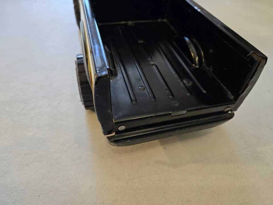 Camioneta de juguete Tonka de colección 4x4 ruedas vehículo negro acero prensado hecha en EE. UU., leer Foto 4 de 4