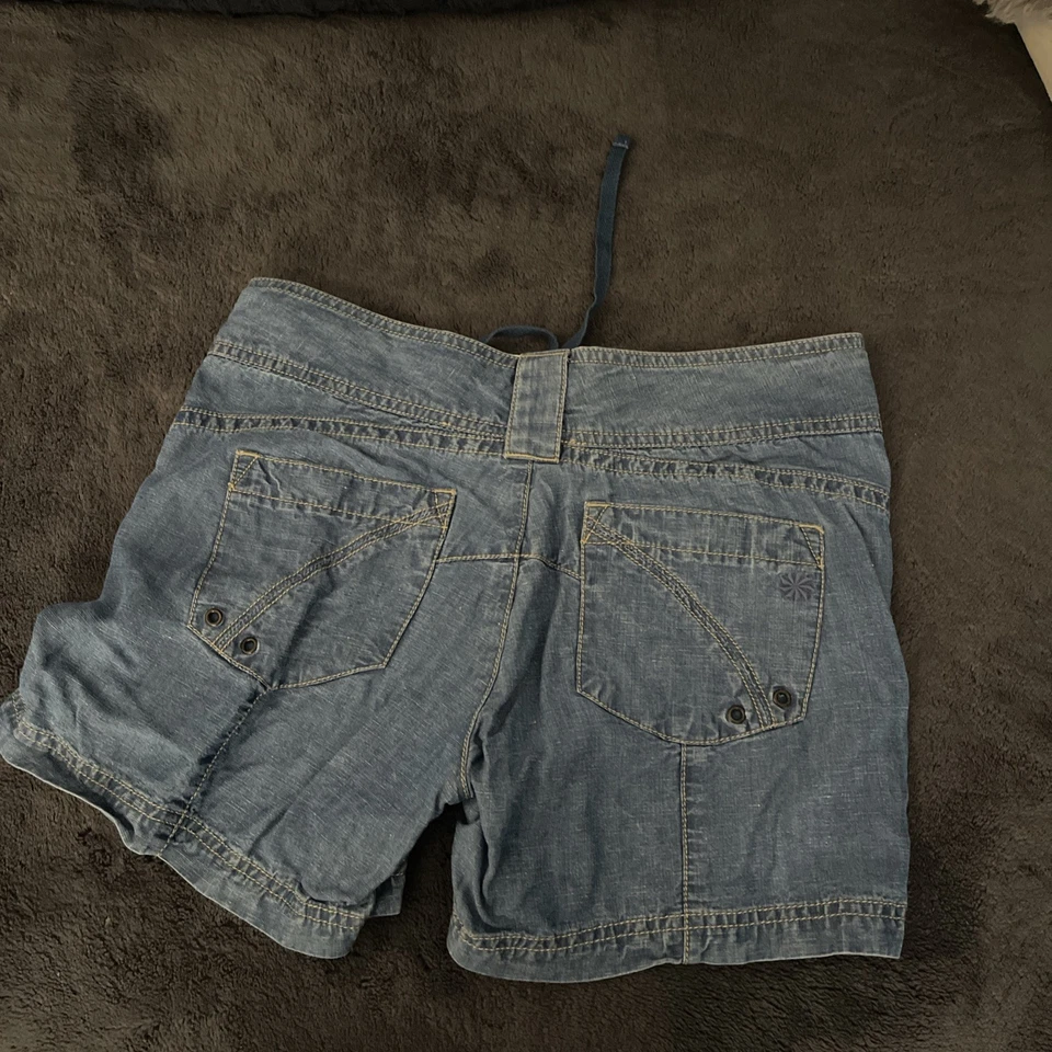 Pantalones cortos vaqueros Athleta con broche/cremallera cierre interior corbata talla-2 Foto 4 de 4