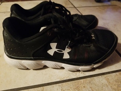 assert 6 shoes