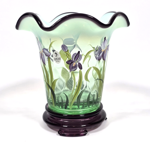 FENTON DISEÑADOR ESCAPARATE VIDRIO OPALESCENTE PÚRPURA IRIS JARRÓN ABATIBLE CON BASE FIRMADO - Imagen 4 de 19