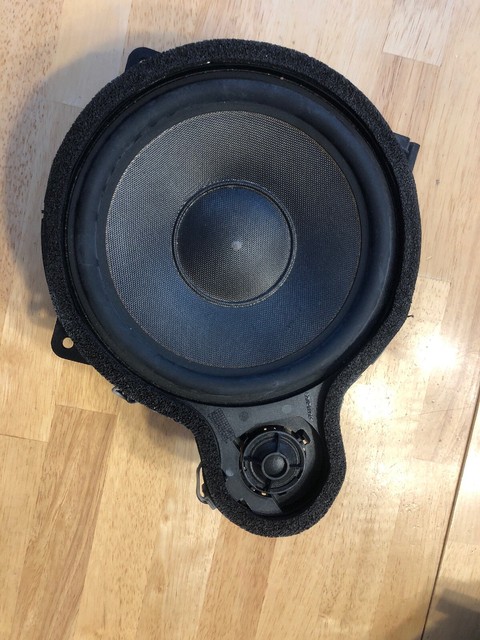 Premium sound volvo s60