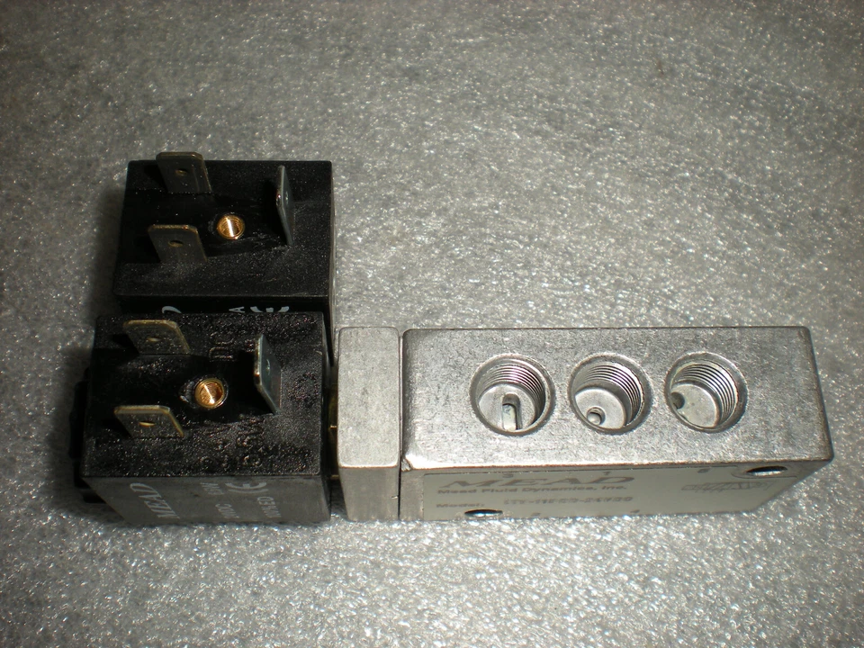 Nova válvula de controle de ar Mead Dynamics LTV-115DD-24VDC operada por solenóide 5 portas - Imagem 3 de 4