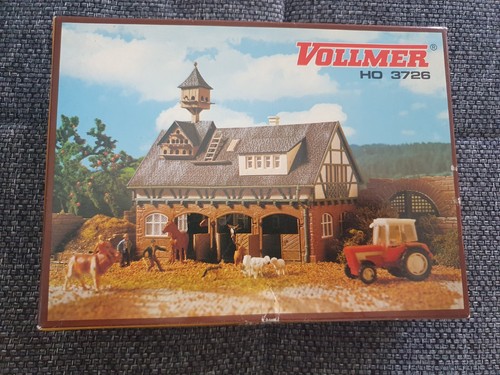 Vollmer H0 Kit 1:87, 3726 Establo con Paloma y Cajas para Caballos | Zustand: Neu