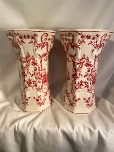 Jeanne Reed's Matching Pair Of Vases 8.75" Tall Porcelain Seascape Burgundy - Picture 3 of 15