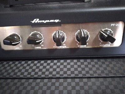 Ampeg PF-20T Portaflex - 20W All-tube Bass Head and cabinet