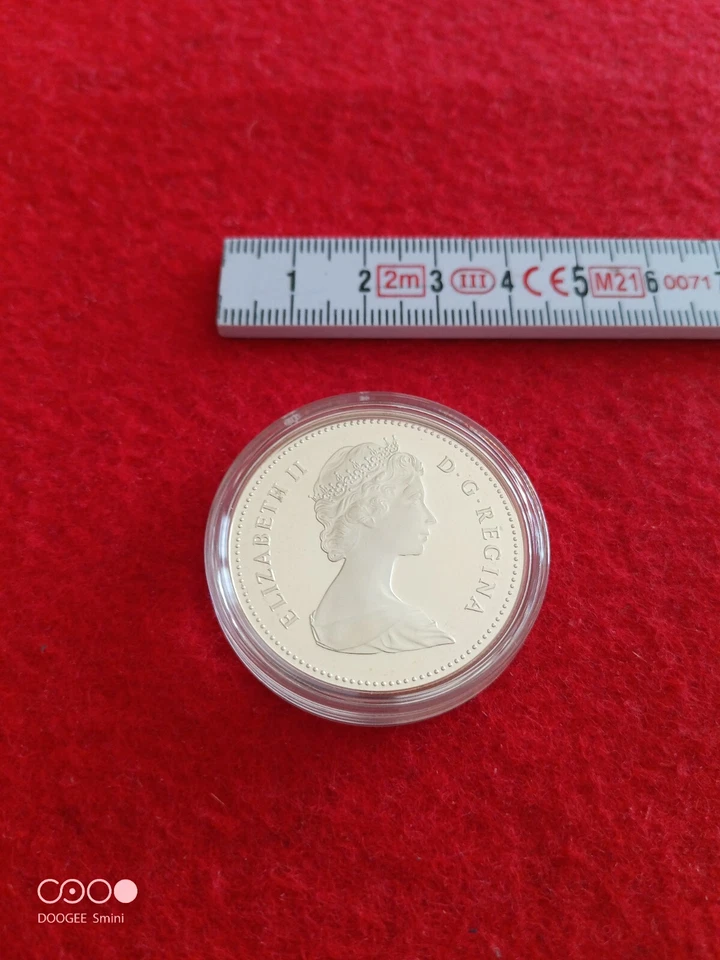 Dollaro Canadese Argento FDC Universiadi 1983 REGINA ELISABETTA II - Immagine 3 di 3