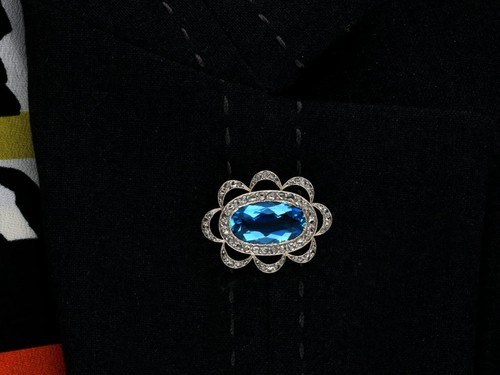 1900s 3.55Ct Aquamarine and 0.59Ct Diamond 15k Yellow Gold Brooch - Picture 8 of 8