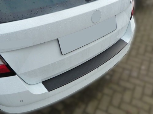 Protector de borde de carga OmniPower® negro para Skoda Fabia III familiar tipo: NJ 2015-2018 - Imagen 3 de 6