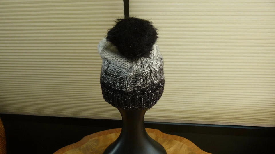 Accesorio Mujer Negro/Blanco Sombrero Pom Pom Gorro Talla Única Foto 4 de 4