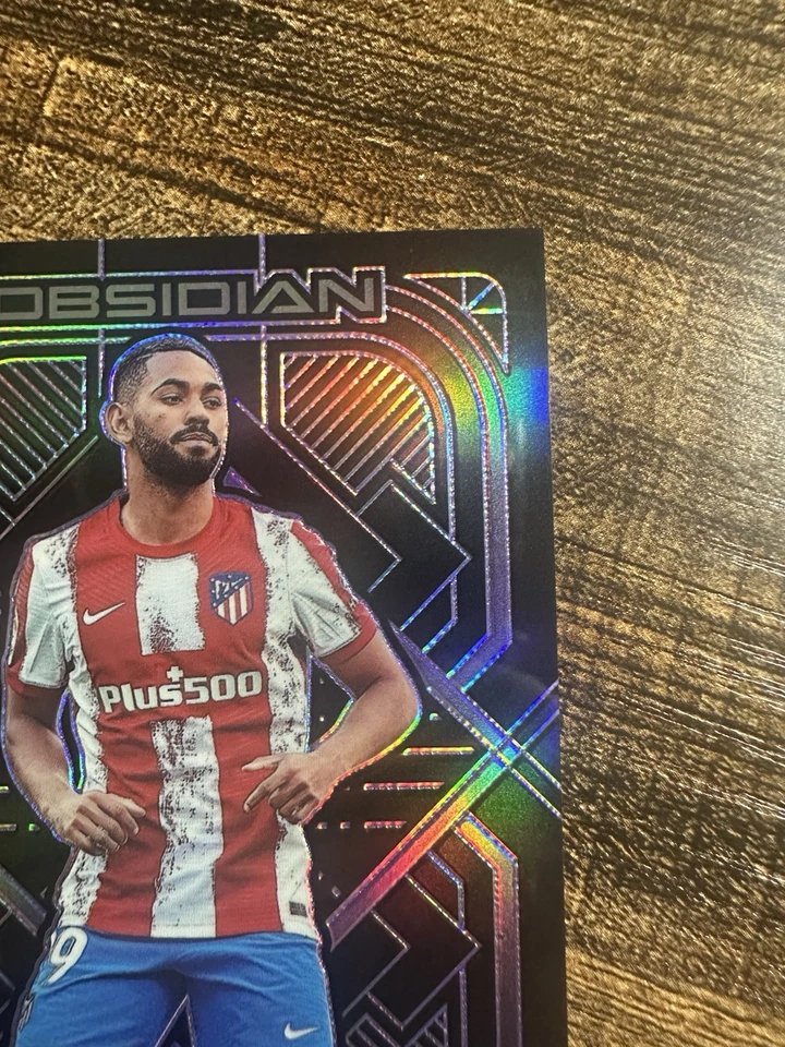 2021-22 Panini Obsidian La Liga Matheus Cunha Purple Electric Etch Rookie 10/30 - Image 3 of 4