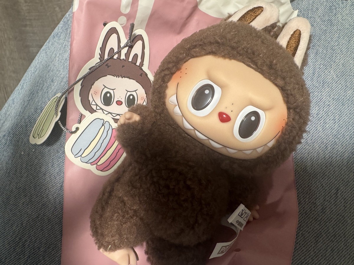 ぬいぐるみ LABUBU Exciting Macaron Chestnut Cocoa POP MART LABUBU: THE MONSTERS - Exciting Macaron “Chestnut