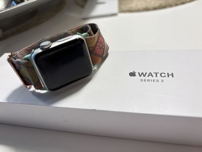 Apple Watch Series 3 38mm Silber Aluminium Gehäuse  MTEY2ZD/A