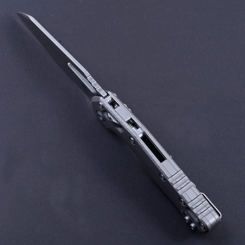 Navaja de bolsillo táctica de alta calidad con mango de titanio Msi Ram Lock para exteriores de gran tamaño Foto 3 de 4