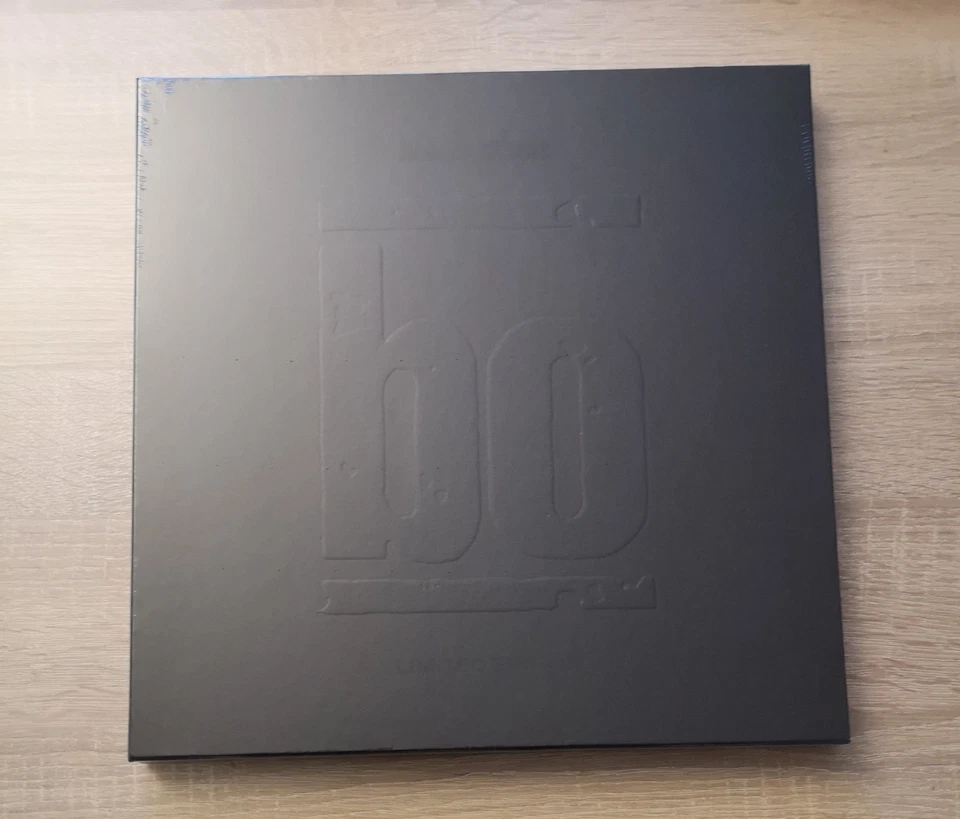 Böhse Onkelz 4 Fach VINYL RUBIN ROT " 40 JAHRE WALDSTADION LIVE " LIMITIERT  - Bild 2 von 4