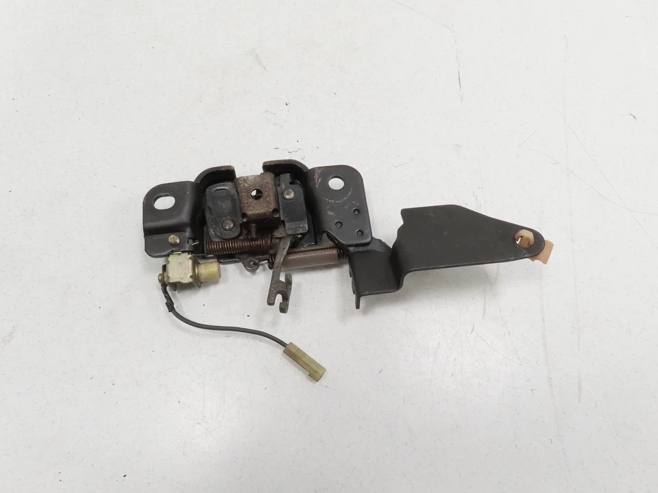 Conjunto de pestillo de bloqueo 87 Toyota Supra MK3 #1303, escotilla de maletero Foto 2 de 2