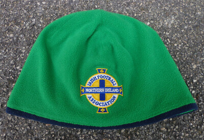 Nordlirland Northern Ireland Umbro Fleece Mütze Beanie OSFA grün + NEU +