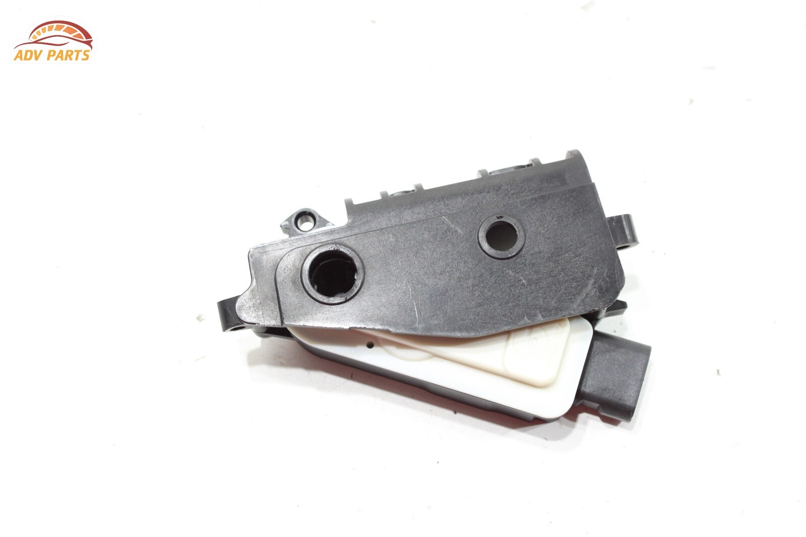 2022-2024 RIVIAN R1T DRIVE UNIT ENGINE RADIATOR AIR SHUTTER MOTOR ACTUATOR OEM