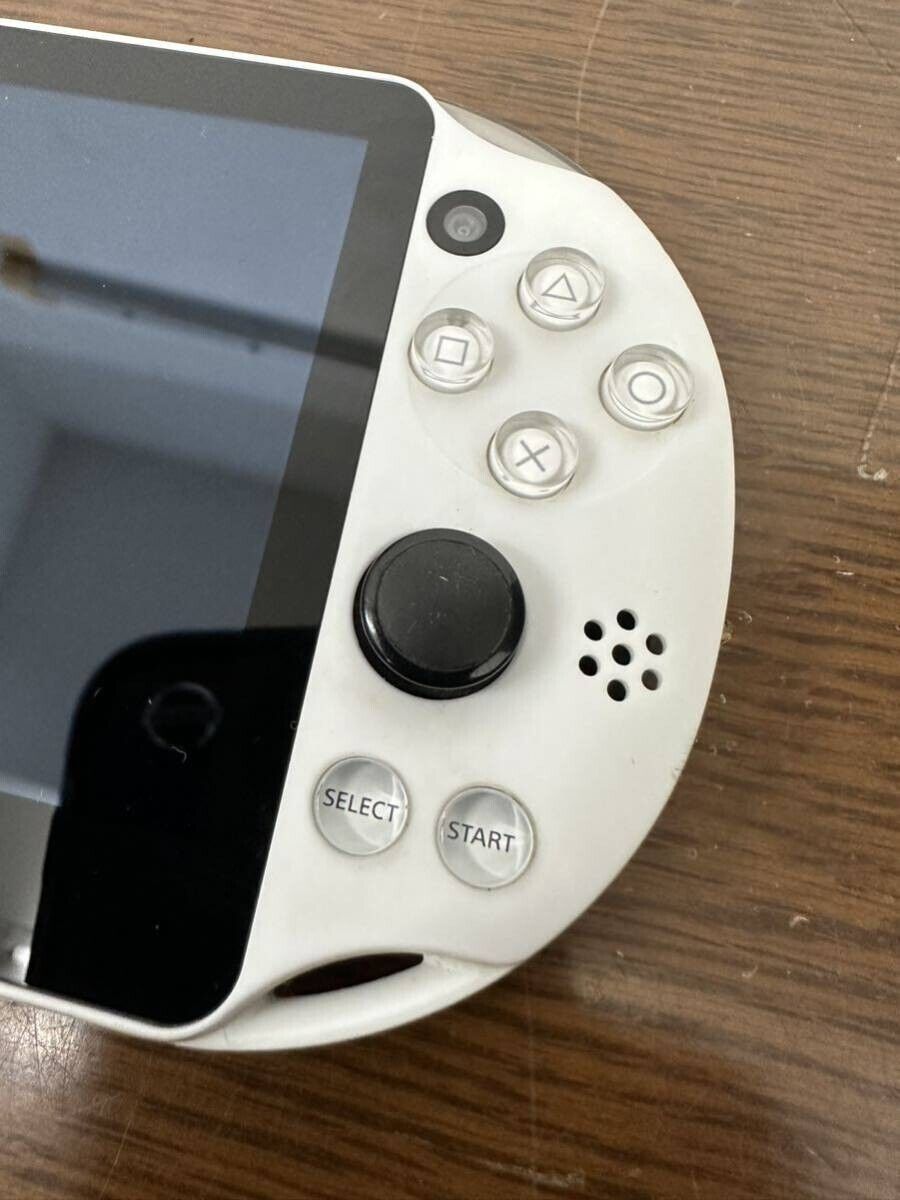 Playstation vita Wi-Fi model PCH-2000 ZA22 Slim Glacier Playstation vita Wi-Fi model PCH-2000 ZA22 Slim Glacier