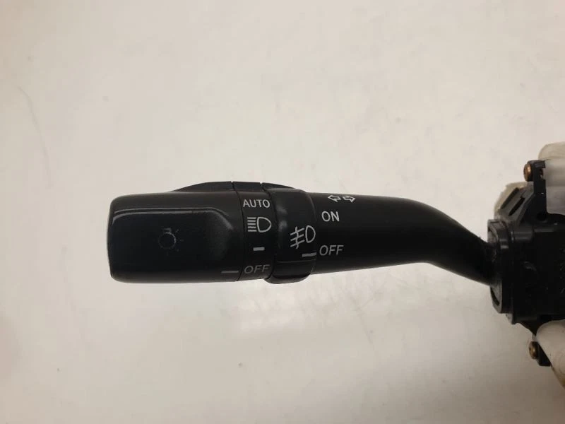 00 01 02 CONJUNTO INTERRUPTOR COLUMNA DIRECCIÓN LEXUS RX300 Foto 4 de 4