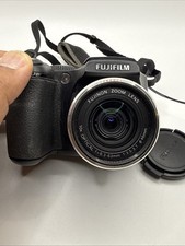 Fuji FinePix S5800 Digital Camera + 1GB + 4x Batteries - Please Read