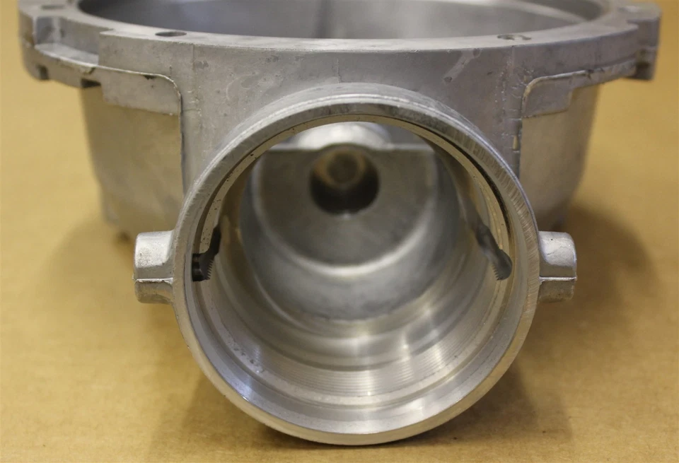 04-05 Traxter Rear Differential Carrier 705500512 Drive System Pinion Cover OEM - Image 4 of 4