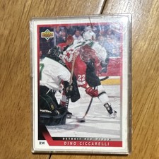 Upper Deck 1993-94 Dino Ciccarelli #136 Detroit Red Wings NHL Hockey Card