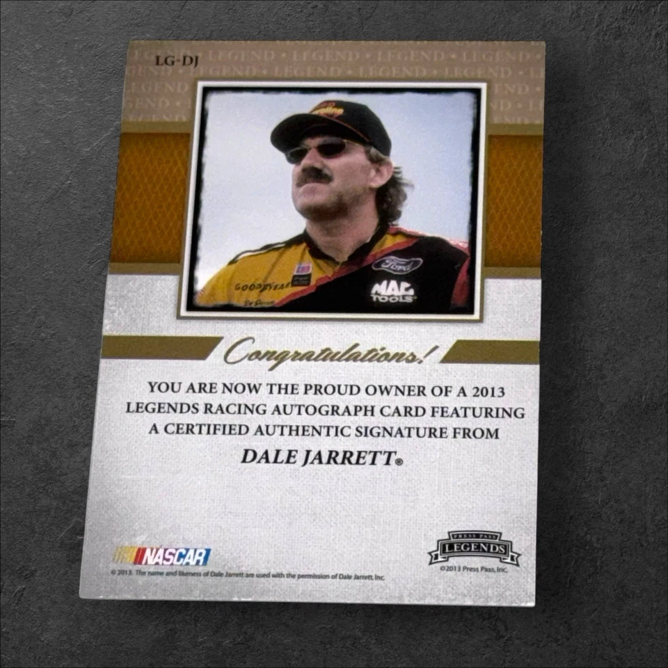 Tarjeta firmada por Dale Jarrett PACK TIRADO NASCAR HOFer 2013 pase de prensa leyendas #16/25 Foto 2 de 2