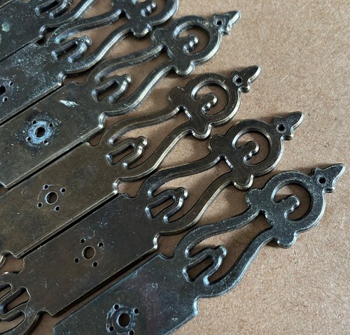 Brass drawer plates and handles, reclaim, antiqued finish, heavy good quality - Picture 7 of 12