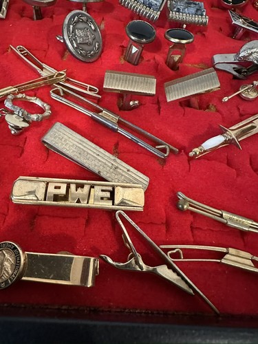 Incredible Vintage Estate Large LOT Cufflinks Tie Bars Tie Tacs Misc. - Picture 13 of 15