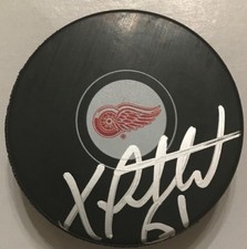 XAVIER OUELLET SIGNED DETROIT RED WINGS PUCK W/CASE COA