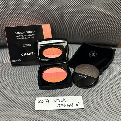 CHANEL シャネル CAMÉLIA FUTURA トリオパウダーチーク Chanel Camelia Futura Trío Powder Blush - Spring 2025 Powder