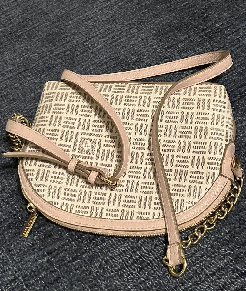 Anne Klein Tan & Light Pink Lion Logo Crossbody Shoulder Strap Bag Purse - Image 2 of 4
