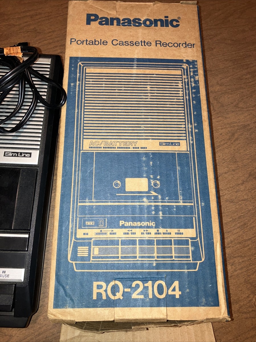 National Model RQ−2104 Vintage Panasonic RQ-2104 Slim Line Portable Cassette
