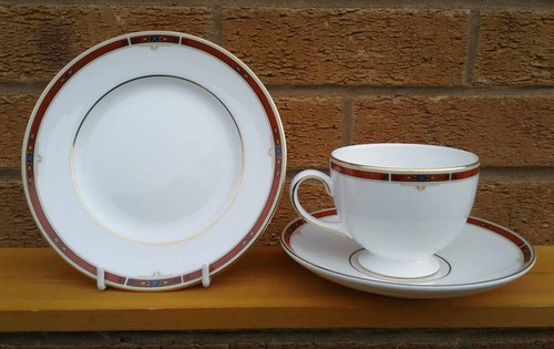 WEDGWOOD “COLORADO” PART DINNER SERVICE SELECTION. - Picture 86 of 112
