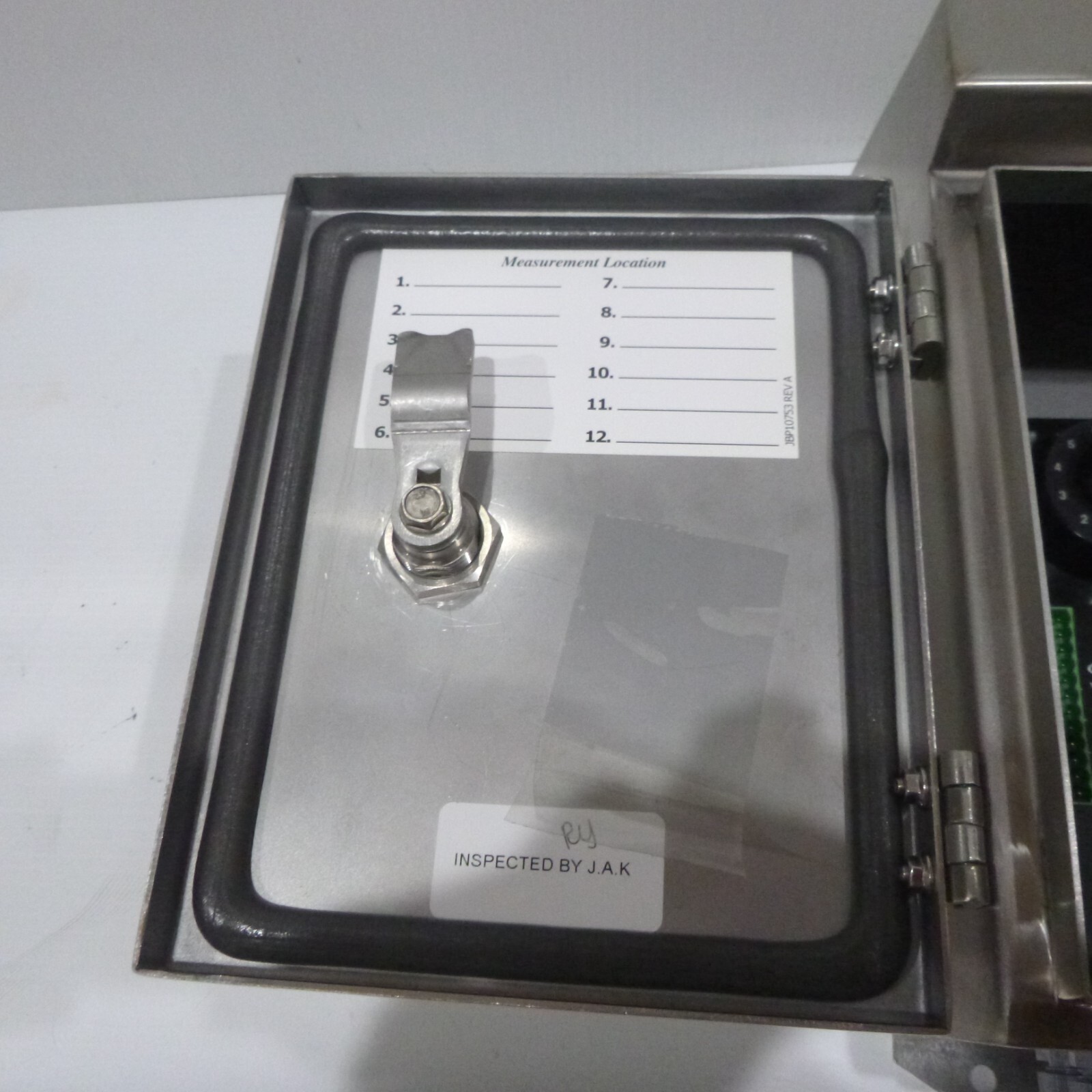 Picture 4 of 6