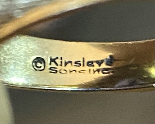 Anello uomo muratore oro giallo blu loggia 10 carati Kinsley & Sons 8,1 gr misura 12 1/4 - Foto 4 di 9