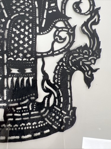 "Impresión artística recortada negra templo tailandés de colección 2 dioses enmarcados bajo vidrio 22""x22""" - Imagen 11 de 24