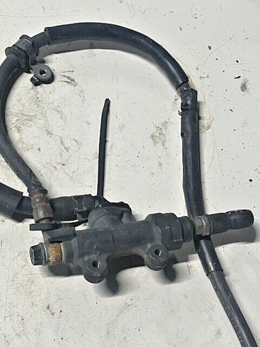 04 05 Honda CBR1000RR CBR RR Rear Brake Master Cylinder W/ BRAKE LINE & RESEVOIR - Picture 2 of 11