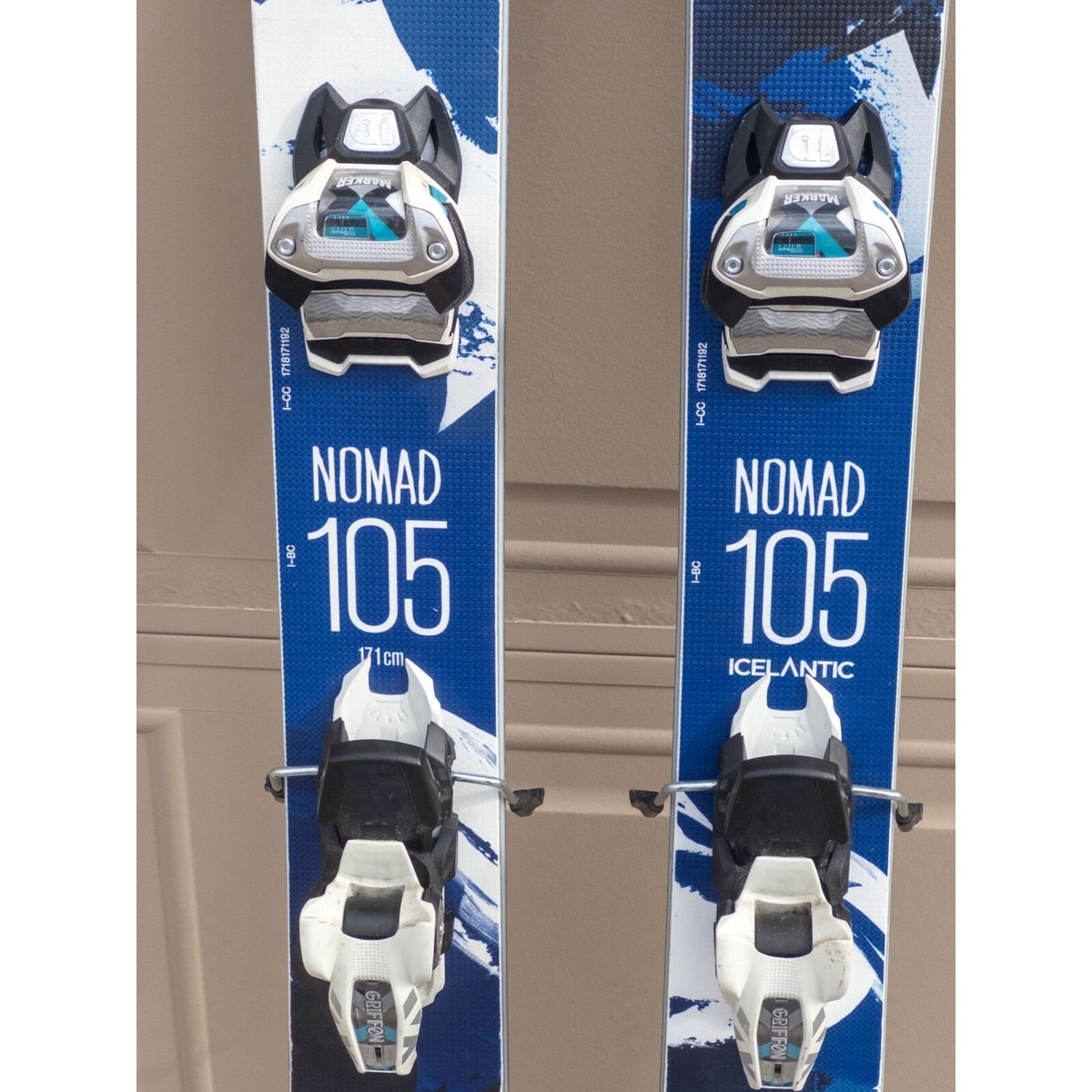 Used Icelantic Nomad 105 171cm Skis w/ Marker Griffon 13 ID Used Icelantic Nomad 105 171cm Skis w/ Marker Griffon 13 ID