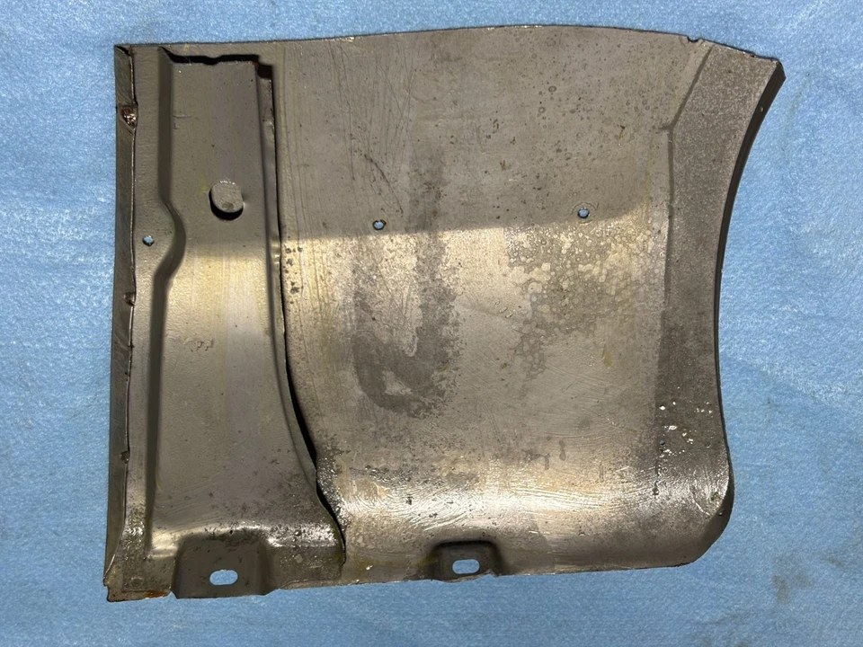 Mercury Cyclone Montego 1970 1971 guardabarros delantero inferior panel de conexión lado del conductor derecho Foto 4 de 4