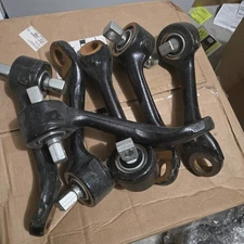 ZF Heavy-Duty Steering Pitman Arm / Idler Arm – OEM Bus/Truck Suspension – Fits