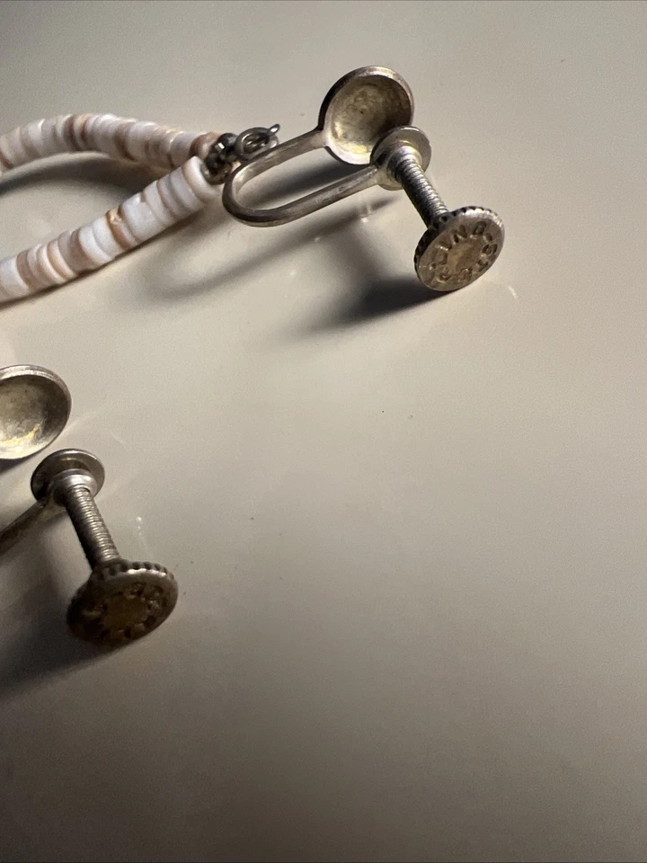 Pendientes colgantes Heishi navajo de plata de ley concha turquesa años 60’s Foto 2 de 4