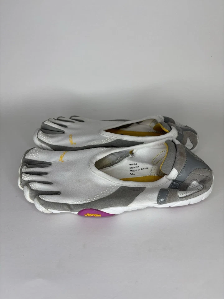 Vibram Five Fingers Shoes W164 EU 41 US 10 Womens Shoes White Gray Slip On - Image 3 of 4