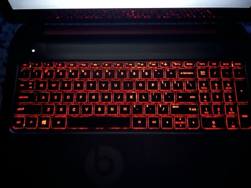 HP Beats 15 Notebook PC, AMD A8-5545M APU, Radeon HD, 8 GB ram Touchscreen, 1tb - Picture 20 of 20